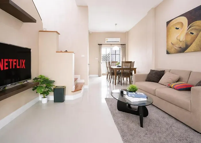 3br Family L 8 Guests Pool Access L * Bangkok